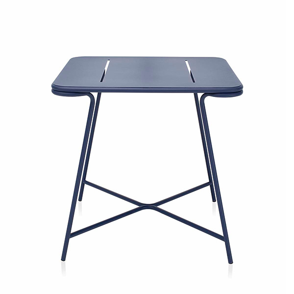 Totem-Table 90×90 4426