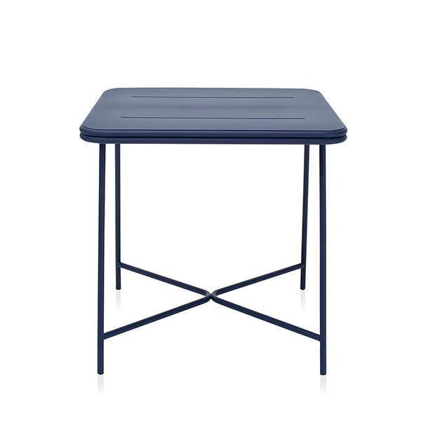 Totem-Table 90×90 4427