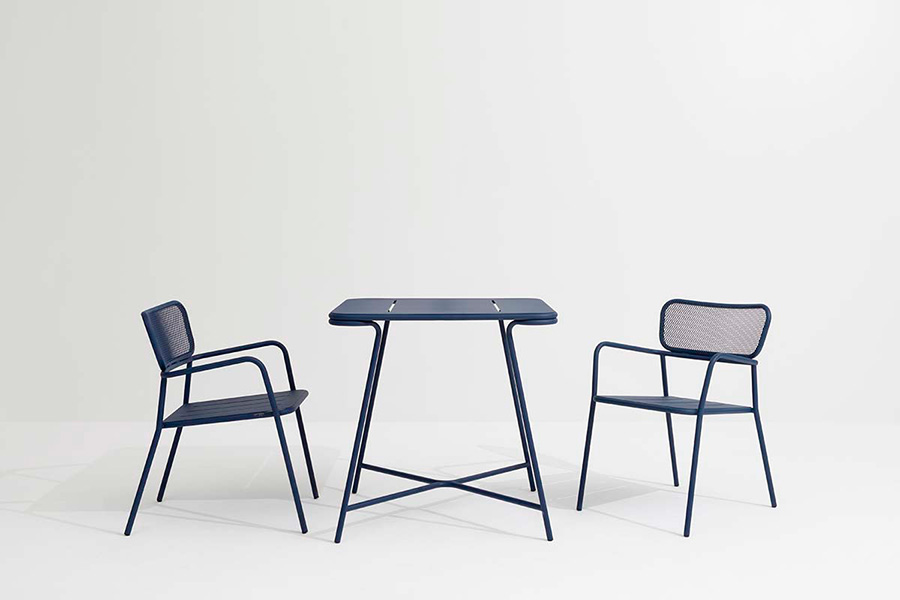 Totem-Table 90×90 4428
